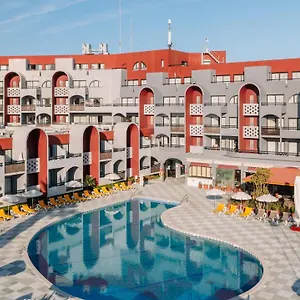 Hotel Muthu Oura